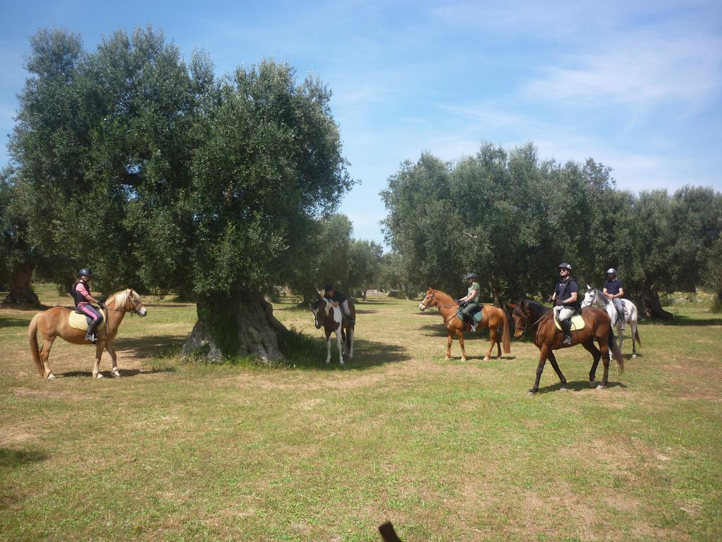 Masseria Li Campi Cavallino di Lecce Exterior foto