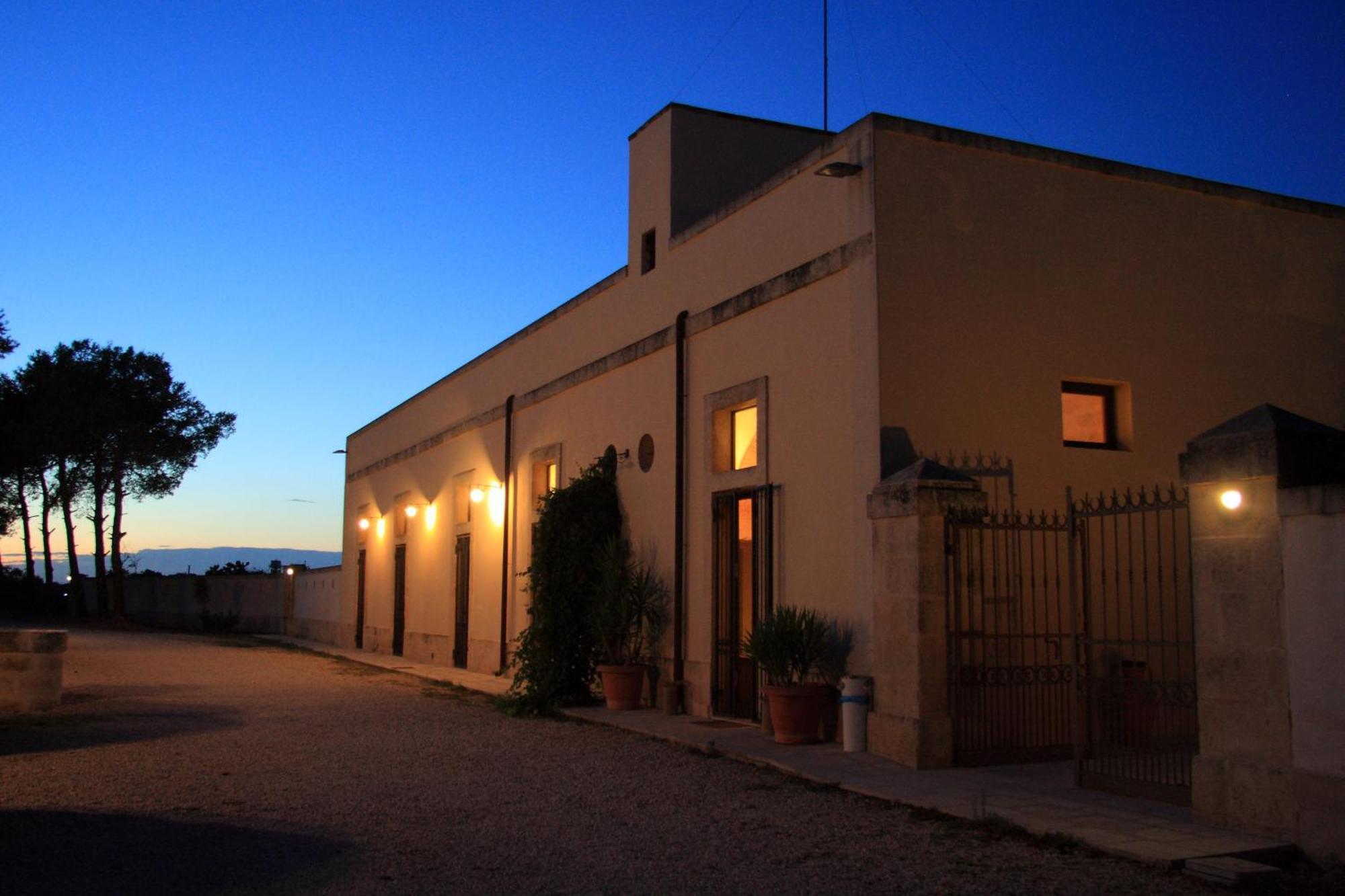 Masseria Li Campi Cavallino di Lecce Exterior foto