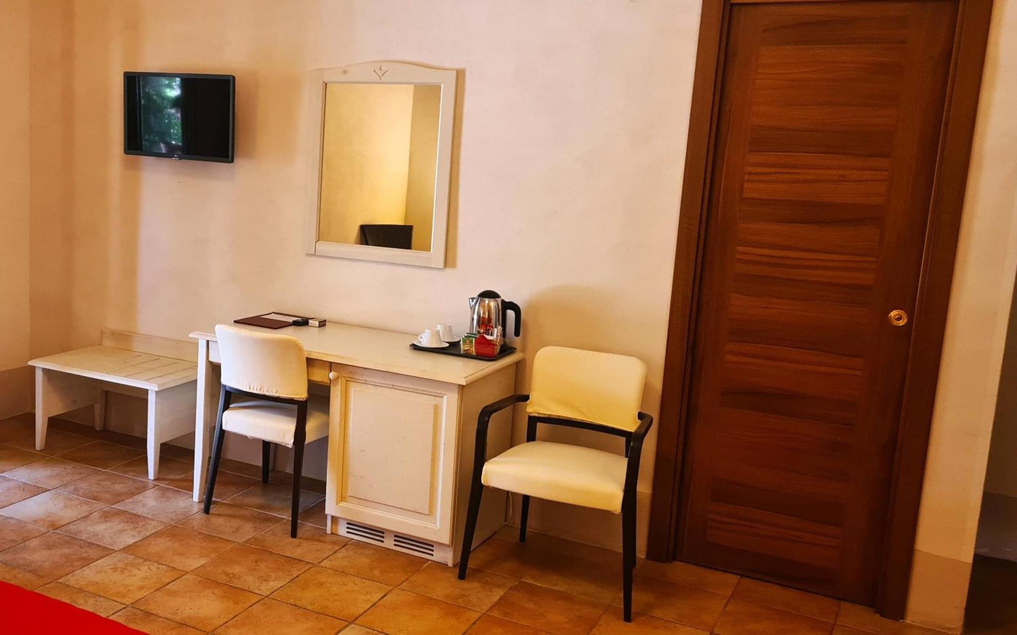 Masseria Li Campi Cavallino di Lecce Exterior foto