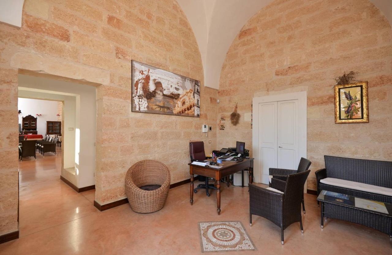 Masseria Li Campi Cavallino di Lecce Exterior foto