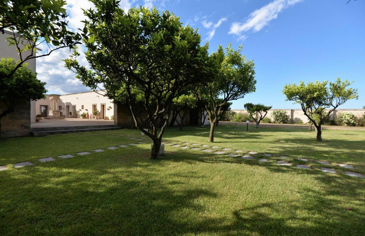 Masseria Li Campi Cavallino di Lecce Exterior foto