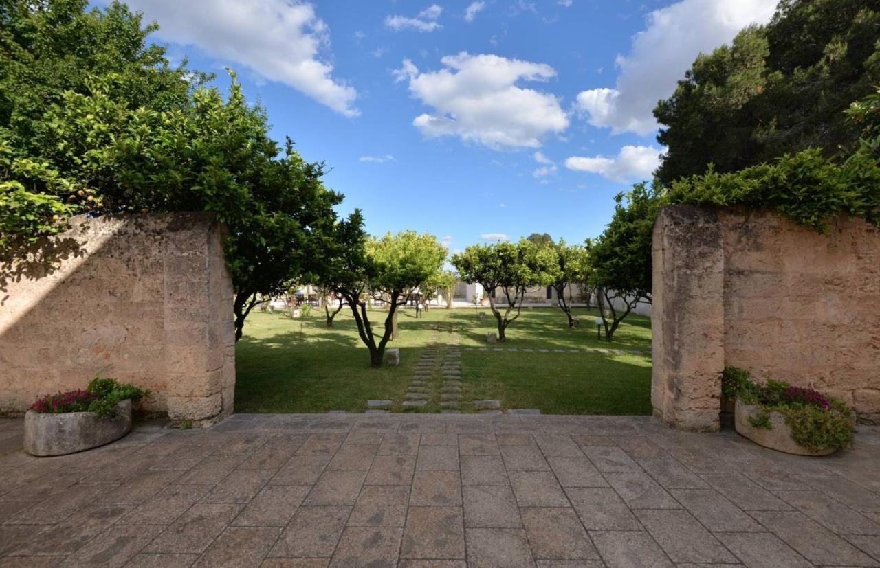Masseria Li Campi Cavallino di Lecce Exterior foto